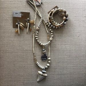 Treska ivory jewelry set